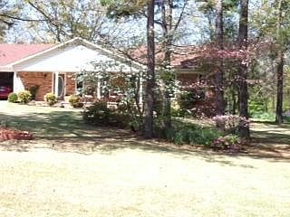 2nd image of 511 Richland Cir