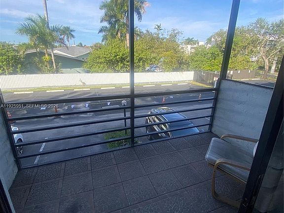 3rd image of 13500 NE 3rd Ct APT 205
