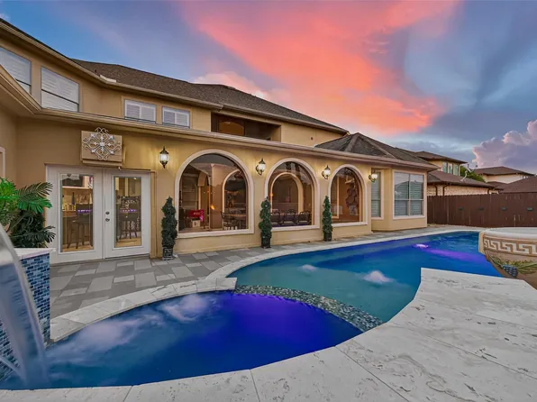 23711 Certosa Dr, Richmond, TX 77406