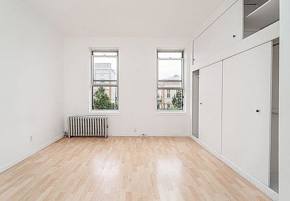 4th image of 30-91 44th St #3RB