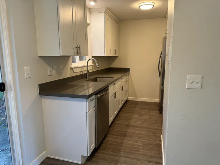 2312 N 134th St #5 — Photo 15