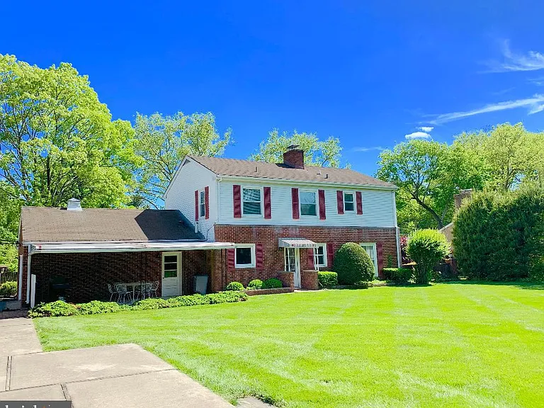 214 Valley Rd — Photo 22