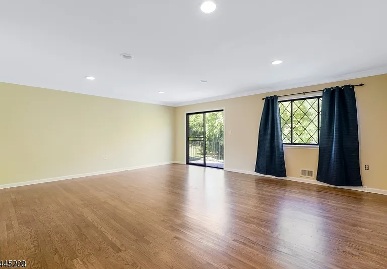 182 Wildflower Ln — Photo 5