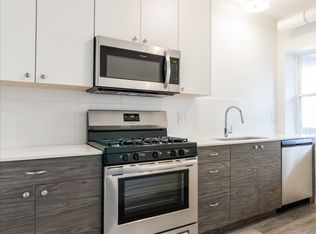1704 W Glenlake Ave #3, Chicago, IL 60660