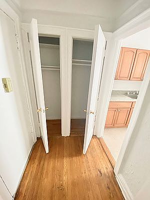 4th image of 160 Fenimore St #M2
