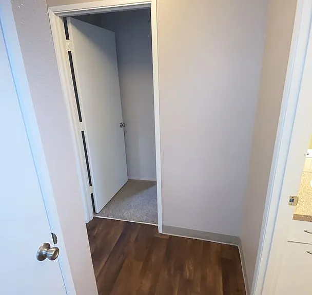 1401 N Springbrook Rd — Photo 33
