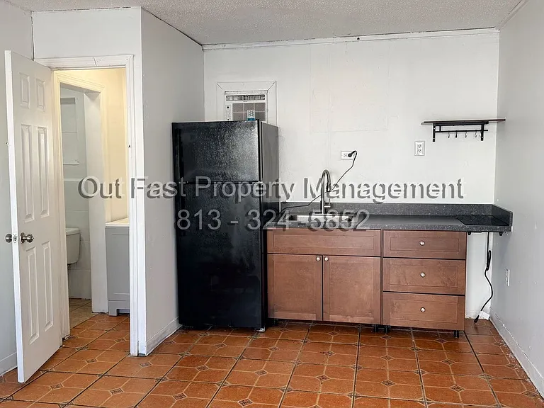 9718 N Nebraska Ave #3 — Photo 3