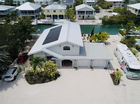 980 Caribbean Dr E, Summerland Key, FL 33042