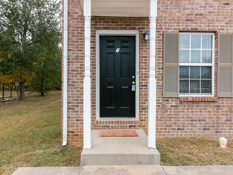 821 Oak Arbor Ct — Photo 5