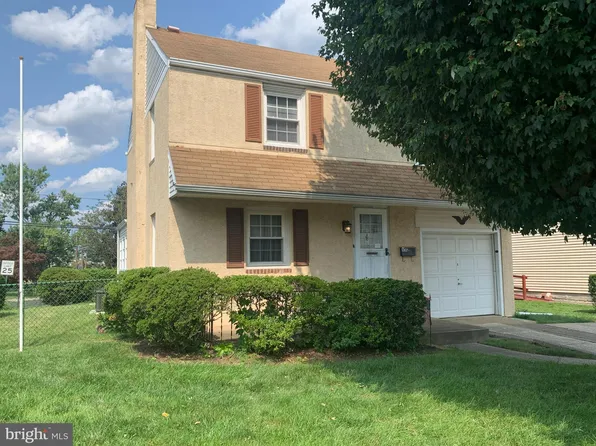 650 Amosland Rd, Morton, PA 19070