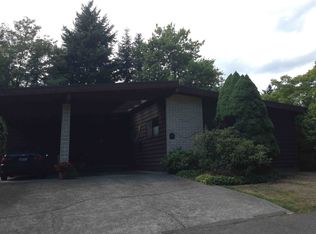 11033 39th Ave NE, Seattle, WA 98125