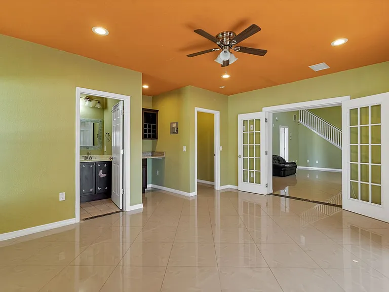 5604 Florence Harbor Dr — Photo 21
