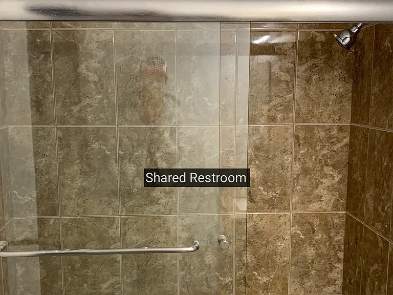 828 Coral Dr #3 — Photo 4