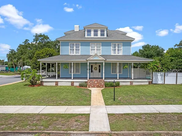 620 Indian River Ave, Titusville, FL 32796