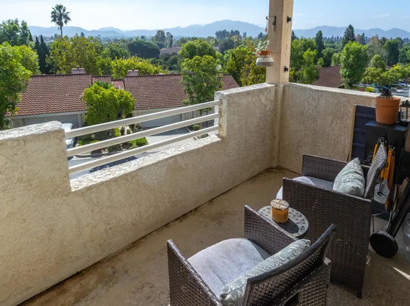 2713 Antonio Dr Unit 203, Camarillo, CA 93010
