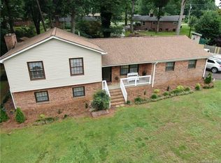 116 Robinhood Loop, Statesville, NC 28625