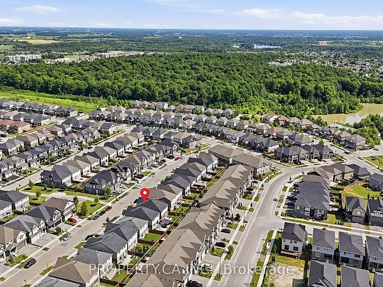 629 Wild Rye St W — Photo 44