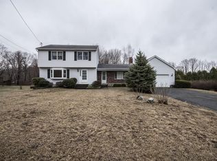 231 Summit St, Belchertown, MA 01007