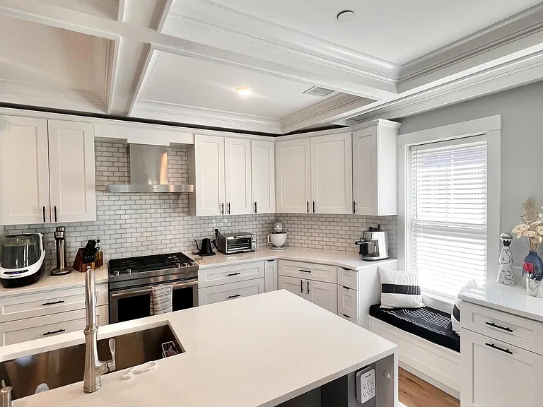 81 Conwell Ave #1 — Photo 5