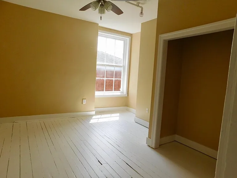 111 E Church St #E — Photo 16