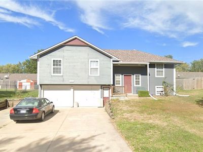 505 Quail Creek Dr, Odessa, MO, 64076