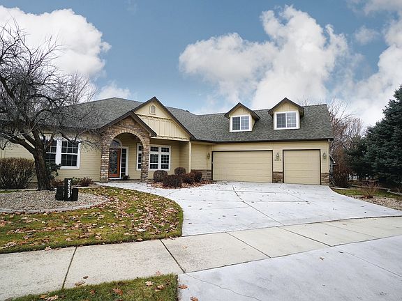 2nd image of 2239 W Forest Grove Ct