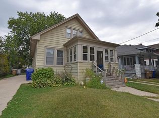 6824 21st Ave, Kenosha, WI 53143