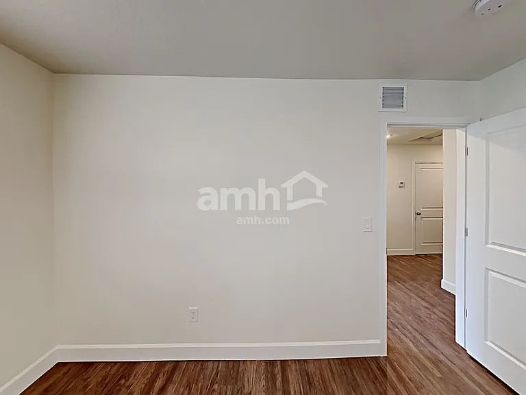 2381 E Frontier St — Photo 20