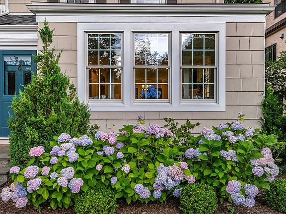 19 Nassau Rd Larchmont, NY (05 of 37).jpg