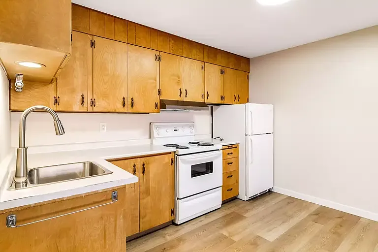 2151 Hamilton St #16 — Photo 9