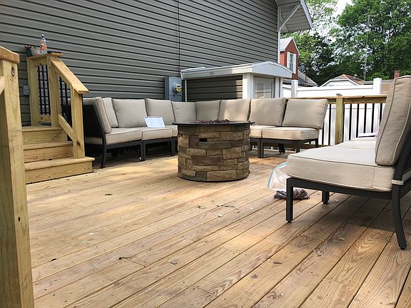 Deck, 2018