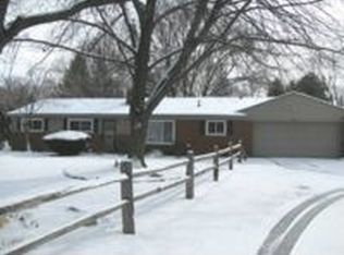 387 Old Perch Rd, Rochester Hills, MI 48309