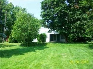 8539 S Honeycreek Rd, Muncie, IN 47302