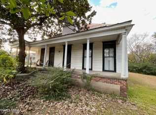 1815 Jeff Davis St, Macon, GA 31201