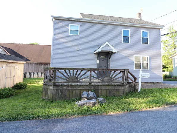 217 Raspberry Ln, Lititz, PA 17543