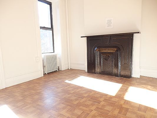 1st image of 707 9th Ave APT 3FS
