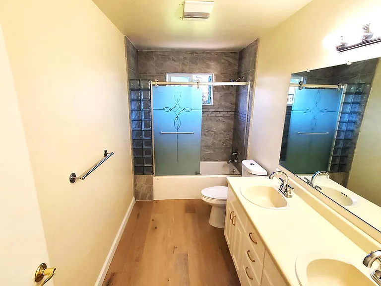 13398 Christie Dr — Photo 3