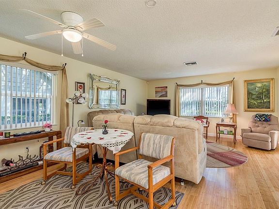 3rd image of 3413 Rochelle Ct