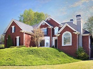 1040 Cockrell Dr, Kennesaw, GA 30152