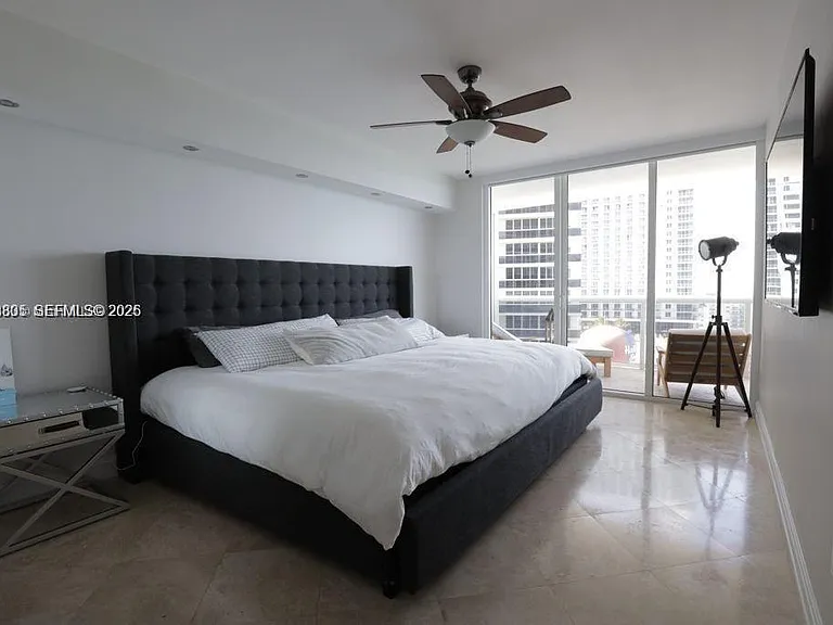 1830 S Ocean Dr #2011 — Photo 5