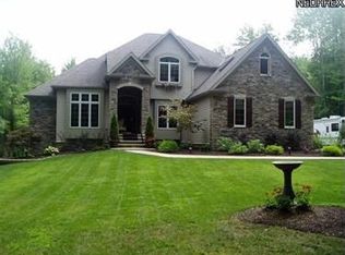 13687 Chardon Windsor Rd, Chardon, OH 44024