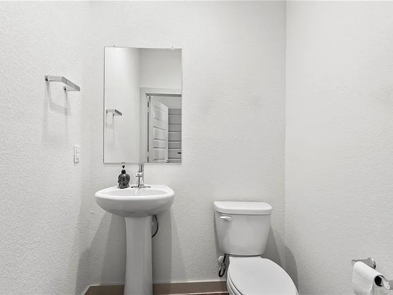 4713 Canongate Dr — Photo 4