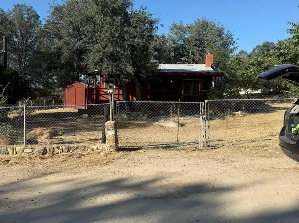 220 Rockhaven Rd, Wofford Heights, CA 93285