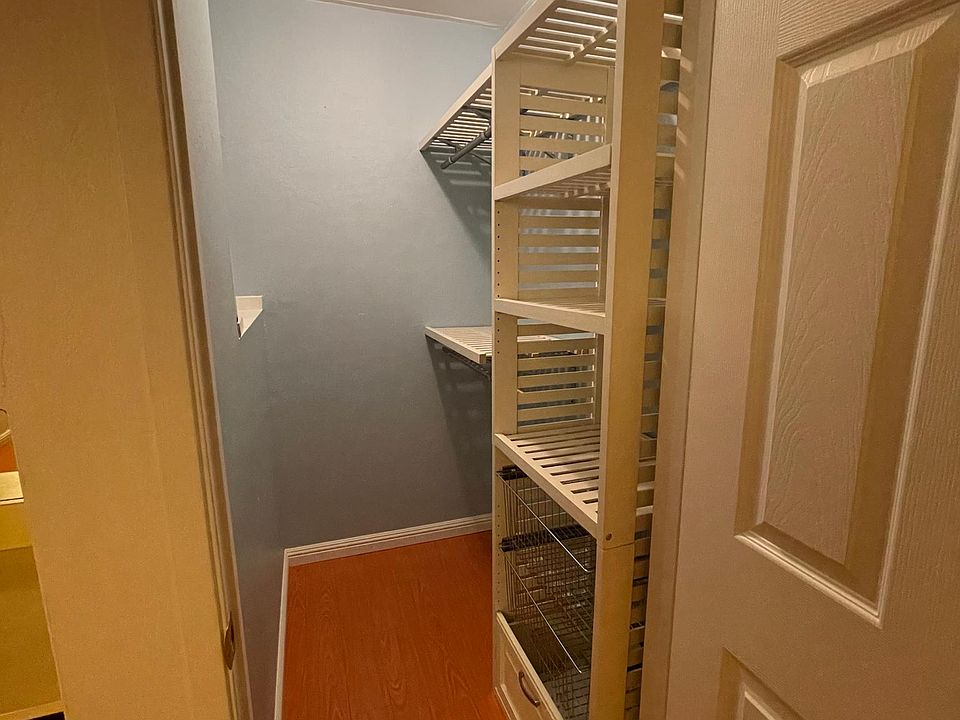 Master Bedroom Walk-in Closet