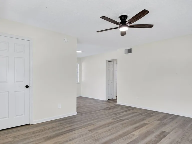 2149 Corot Dr #1 — Photo 4