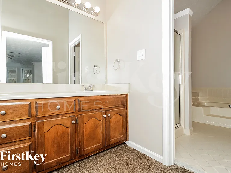307 Marble Ct — Photo 10