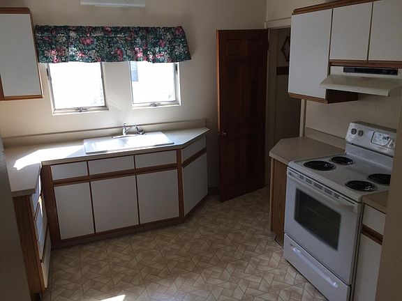 5th image of 1407 Woodbridge St
