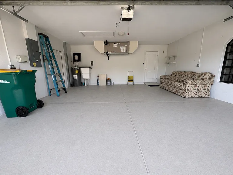 23146 Ambassador Ave — Photo 43