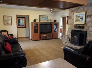 551 Lone Rock Rd, Glide, OR 97443