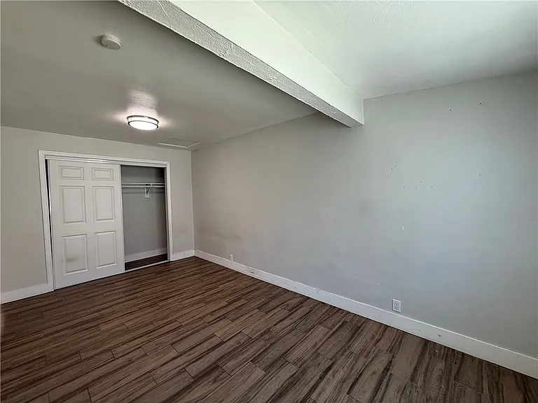 924 W Chestnut Ave #9241/2 — Photo 4